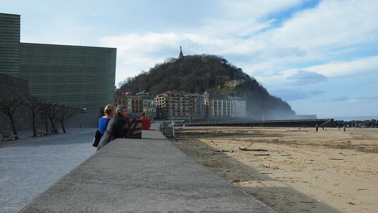 Pension Aia San Sebastian Exterior photo